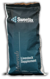 Sweetlix Meat Maker Loose Goat Mineral 25 lb.